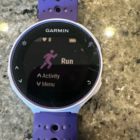 Garmin Forerunner 230 Watch and New Charger - Picture 4 of 11